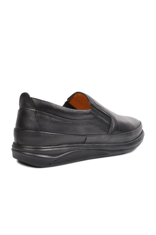 حذاء كاجوال رجالي من الجلد الطبيعي باللون الأسود مقاس 478 م