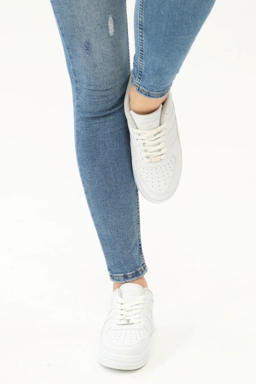 Beyaz  Unisex Spor Ayakkabı Sandy G