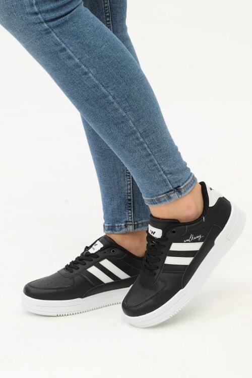 Black White Lace-Up Lightweight Unisex Lightweight Sneakers Sandy G