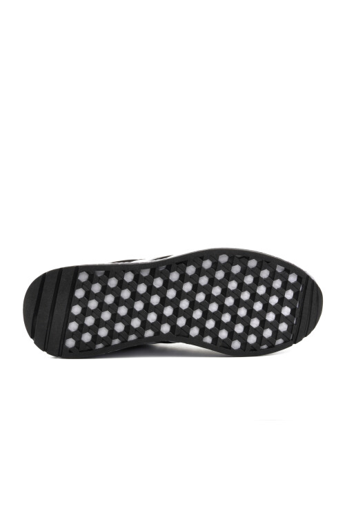 حذاء رياضي رجالي باللونين الأبيض والأسود York M