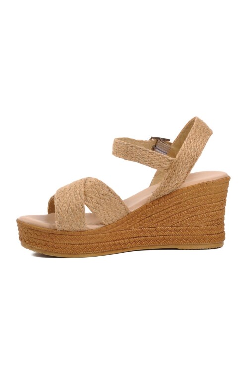 صندل مسطح نسائي بيج 22658 Z