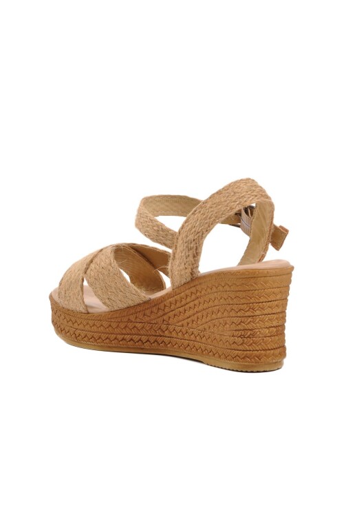 صندل مسطح نسائي بيج 22658 Z