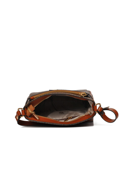  حقيبة كتف نسائية بنية اللون 4A43