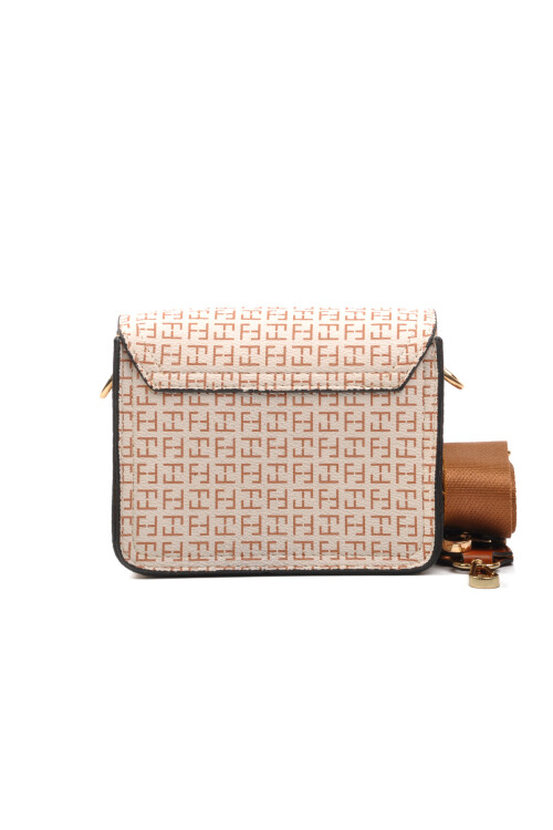 حقيبة كتف نسائية من الجلد الصناعي باللون البيج 4A48