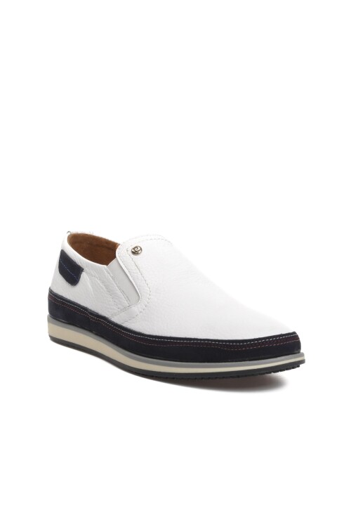 حذاء كاجوال رجالي من الجلد الطبيعي باللون الأبيض 62332 M