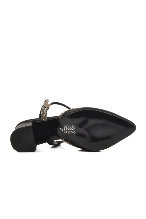 حذاء سهرة نسائي من الساتان الأسود 4756000 Z