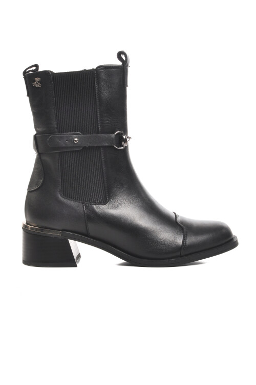 Siyah Hakiki Deri Kadın Bot 2352402K Z