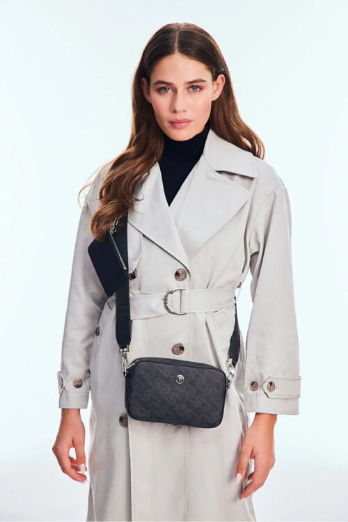 حقيبة كتف وحقيبة يد نسائية سوداء US24526