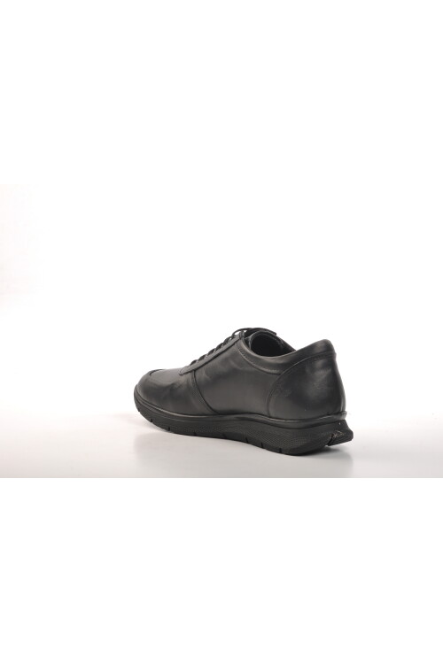 حذاء كاجوال رجالي أسود 06330 M