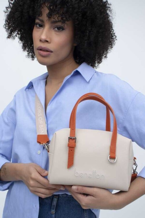 حقيبة يد وكتف نسائية بلون بيج جمل BNT-1582