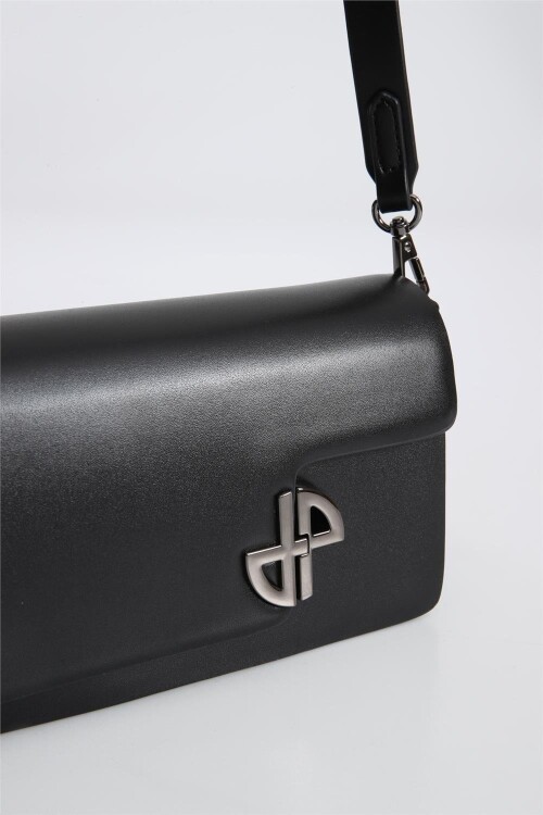 حقيبة كتف نسائية سوداء 17596