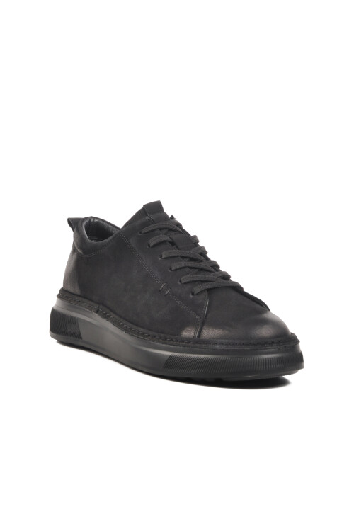 حذاء كاجوال رجالي من الجلد الطبيعي باللون الأسود 396149 M