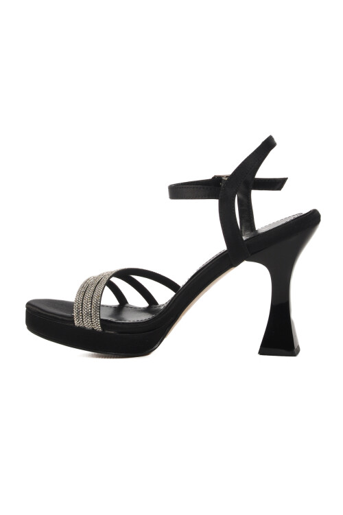 حذاء نسائي أسود بكعب رفيع عالي 448186 Z