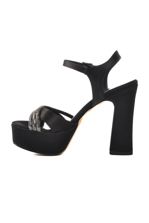 Siyah Saten  Kadın Topuklu Abiye Ayakkabı 655413 Z