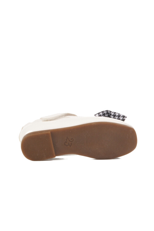 White Patent Leather Ribbon Lightweight Girls Ballerinas 180 B