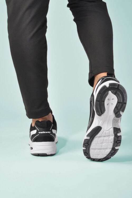 White-Black Unisex Sneakers Run G