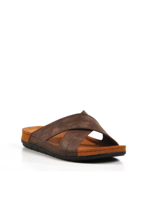 شبشب رجالي تشريحي بني اللون بينتو M