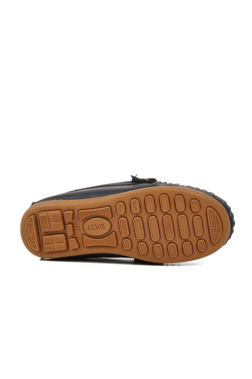 حذاء كاجوال للأولاد باللون الأزرق الداكن 303 P