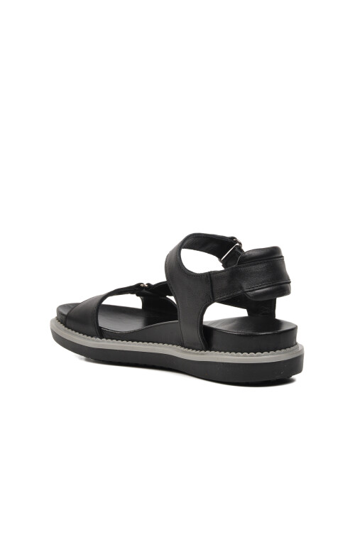 Siyah Hakiki Deri Kadın Düz Sandalet 202064Y Z