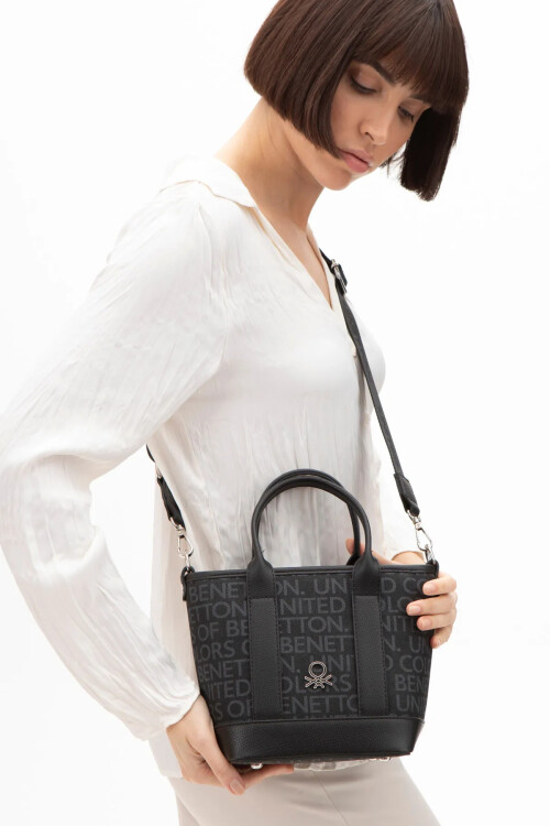 Siyah  Kadın Omuz Çantası BNT-1597