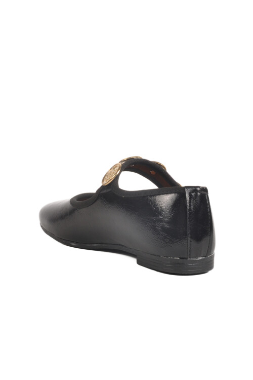 حذاء باليرينا نسائي أسود لامع ذو نعل رفيع وخفيف الوزن مزود بحزام B-40 Z