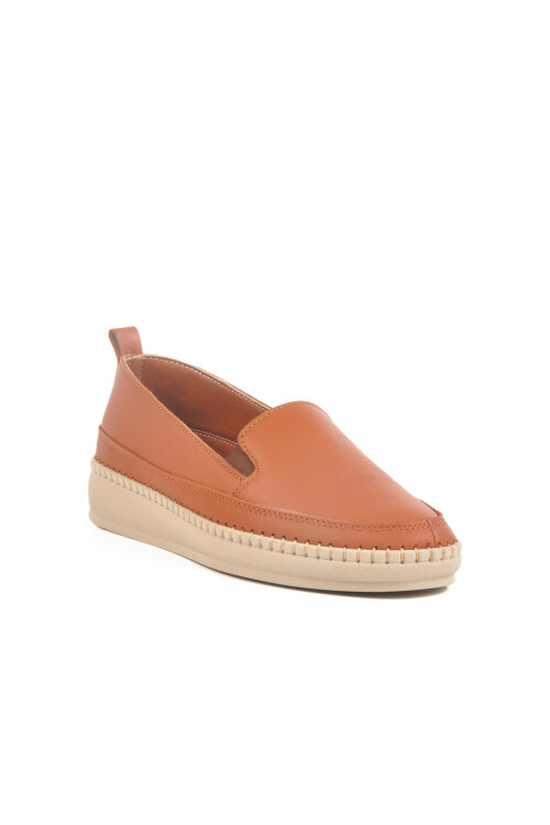 حذاء كاجوال نسائي تشريحي من الجلد الطبيعي باللون البني F-7010 Z