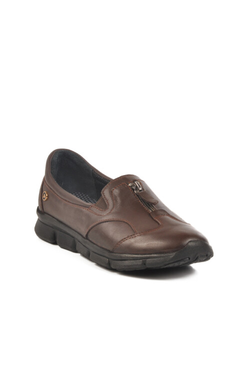 حذاء كاجوال تشريحي للنساء من الجلد الطبيعي باللون البني 603 Z