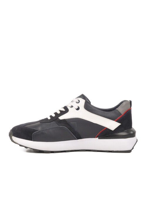 حذاء كاجوال رجالي من الجلد الطبيعي باللون الأزرق الداكن والأبيض 2Y1076-6285 M