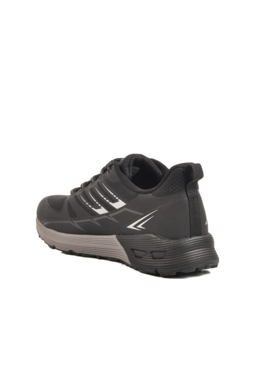 حذاء رياضي رجالي أسود شبكي قابل للتنفس من Zambezi M