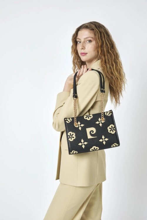 حقيبة كتف نسائية سوداء 05PC25Y10504-BMN