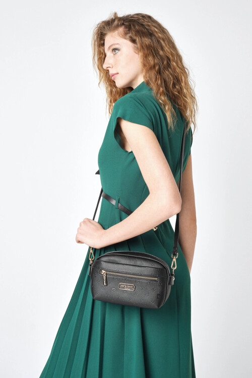 Siyah  Kadın Omuz Çantası 05PC25Y900-P