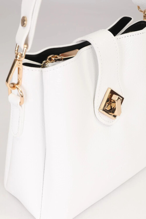 White Patent Leather Womens Shoulder Bag 930167