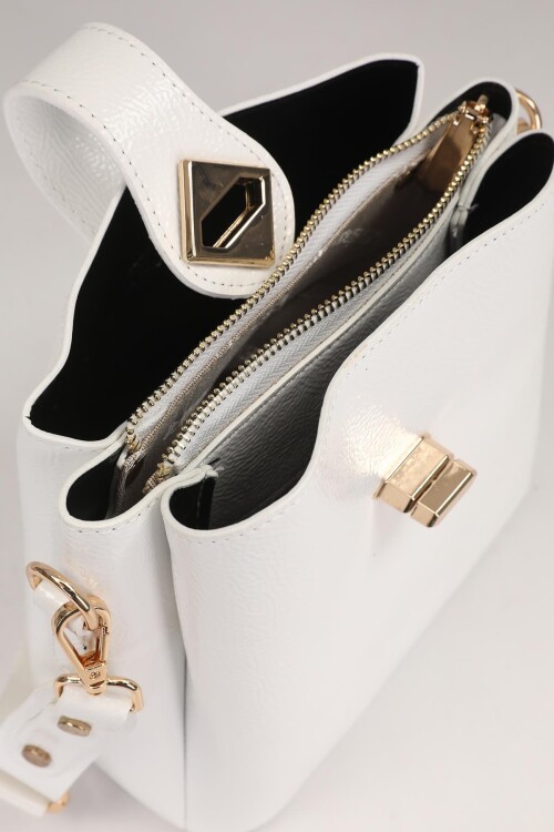 White Patent Leather Womens Shoulder Bag 930167
