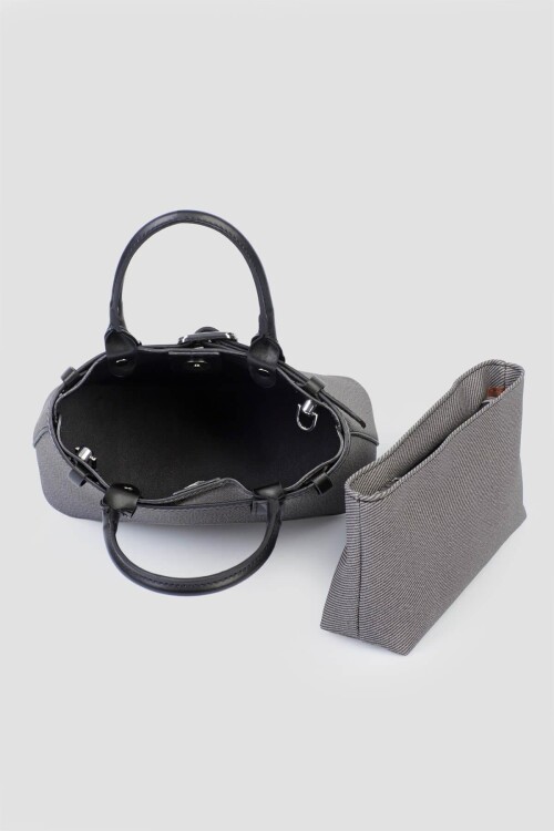 حقيبة يد وكتف نسائية سوداء IM590