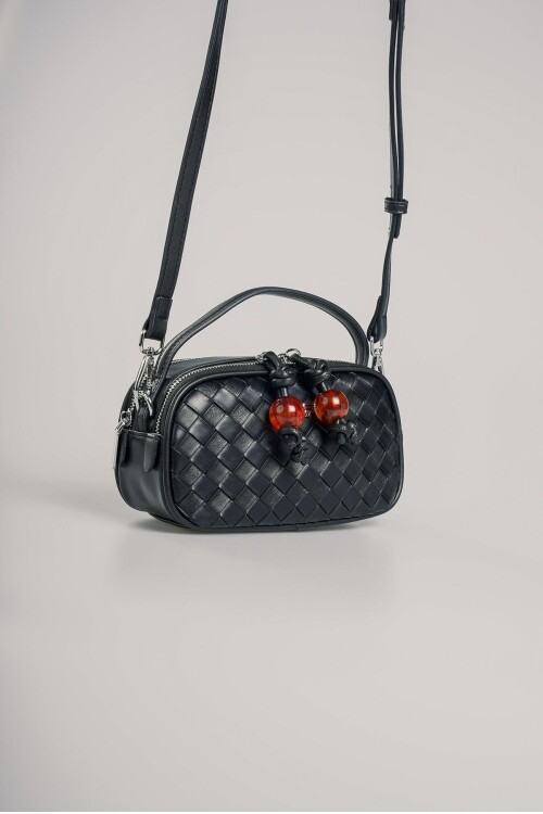 Black Womens Hand and Shoulder Bag 17830