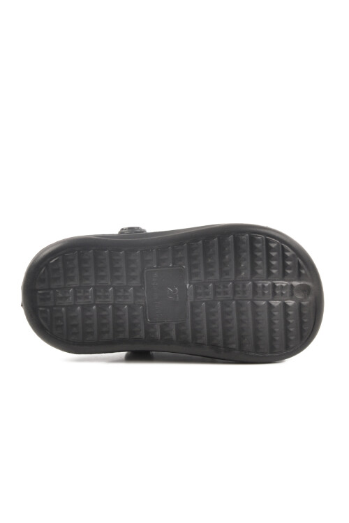 شبشب سابو خفيف الوزن للبنات من إيفا باللون الأسود 303 P