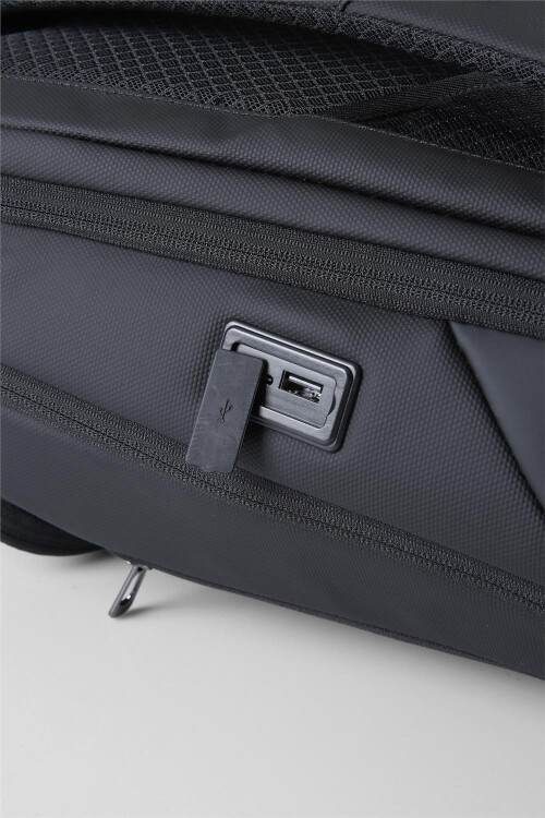 حقيبة ظهر سوداء للجنسين 51576