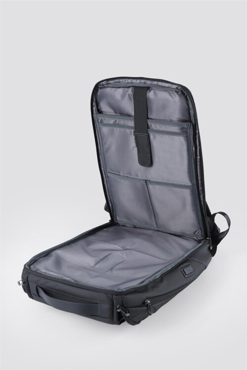 حقيبة ظهر سوداء للجنسين 51576