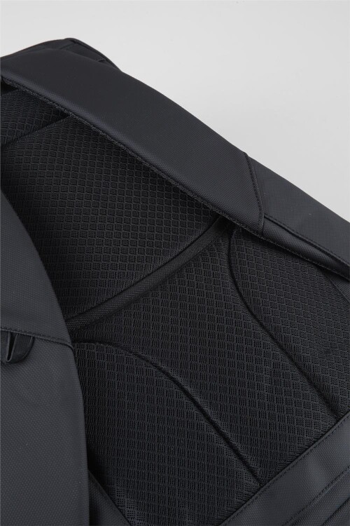 حقيبة ظهر سوداء للجنسين 51576