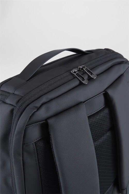 حقيبة ظهر سوداء للجنسين 51576