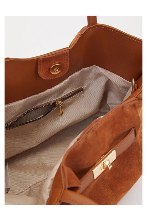 Tan Womens Hand and Shoulder Bag 930258