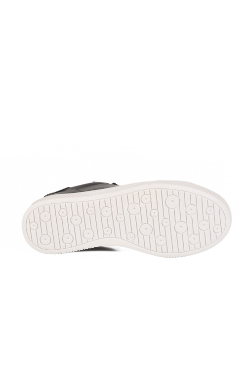 Black and White Skin Lace-Up Lightweight Womens Sneakers Mota 600 G