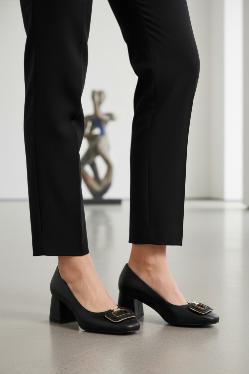 Black Skin Thick Heeled Womens Evening Shoes 695040 Z