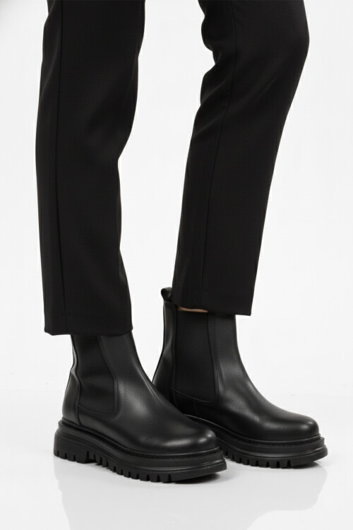 Siyah Cilt Kürklü Kolay Giyilebilir Kaymaz Kadın Chelsea Bot 473093 Z