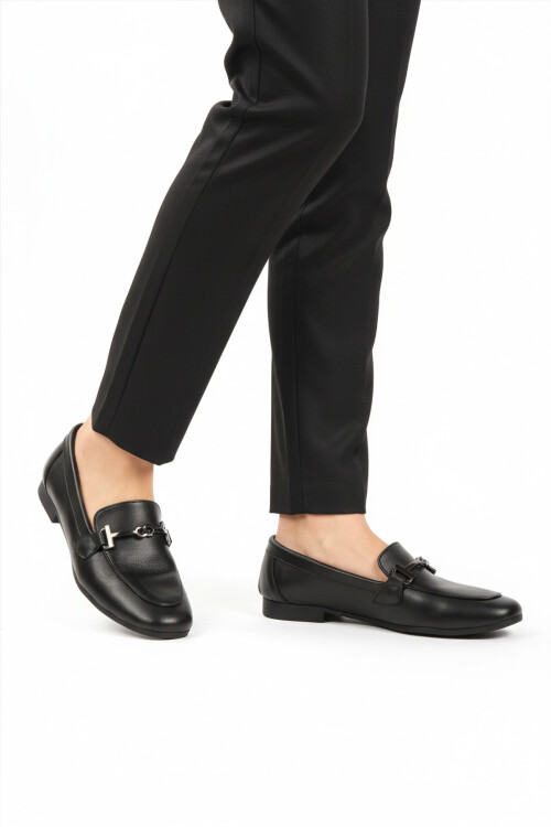 Black Skin Lightweight Flexible Womens Casual Shoes 572433 Z