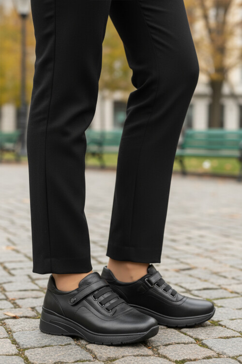 Siyah Hakiki Deri Anatomik Kadın Casual Ayakkabı PLV144 Z