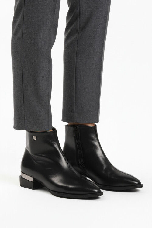 Shiny Black Fur-lined Cold-Resistant Womens Boots PC-54991 Z