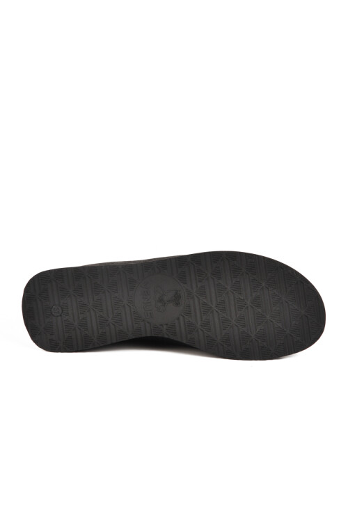 حذاء كاجوال نسائي من الجلد الطبيعي باللون الأسود من ماركة نوبوك 2250906K Z