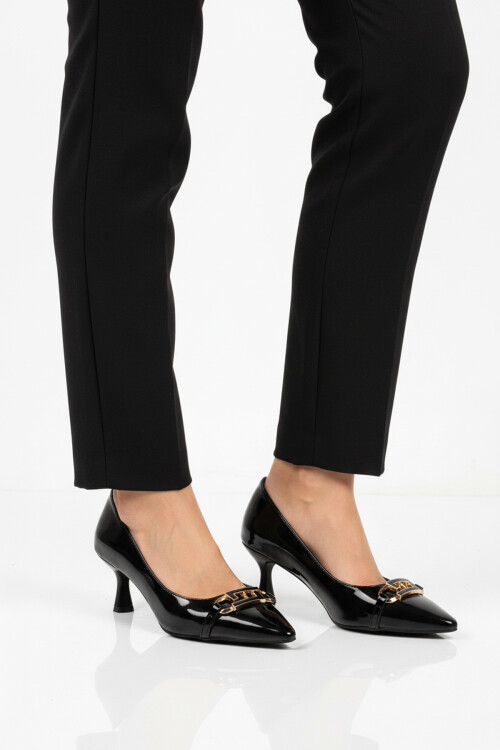 Siyah Rugan İnce Kısa Kadın Topuklu Ayakkabı 695029 Z