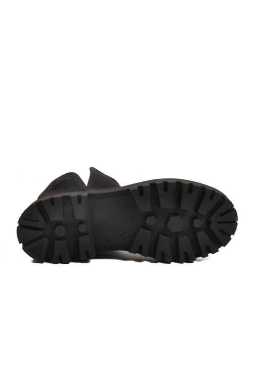 Siyah Süet İçi Kürklü Soğuğa Dirençli Kaymaz Kadın Bot 548038 Z